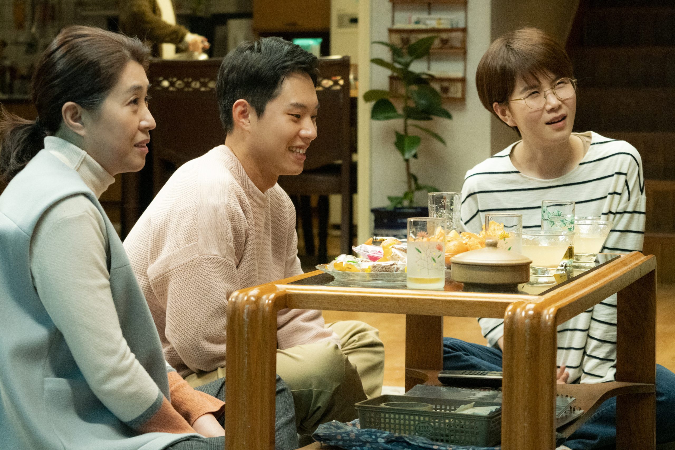 Gong Min-jeung Kim Ji-young Born 1982