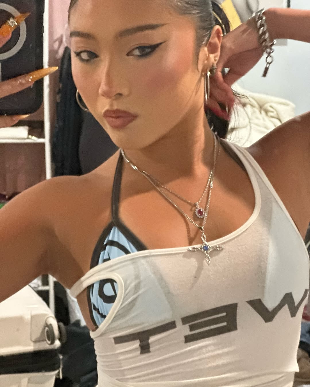 AG SQUAD Vanessa