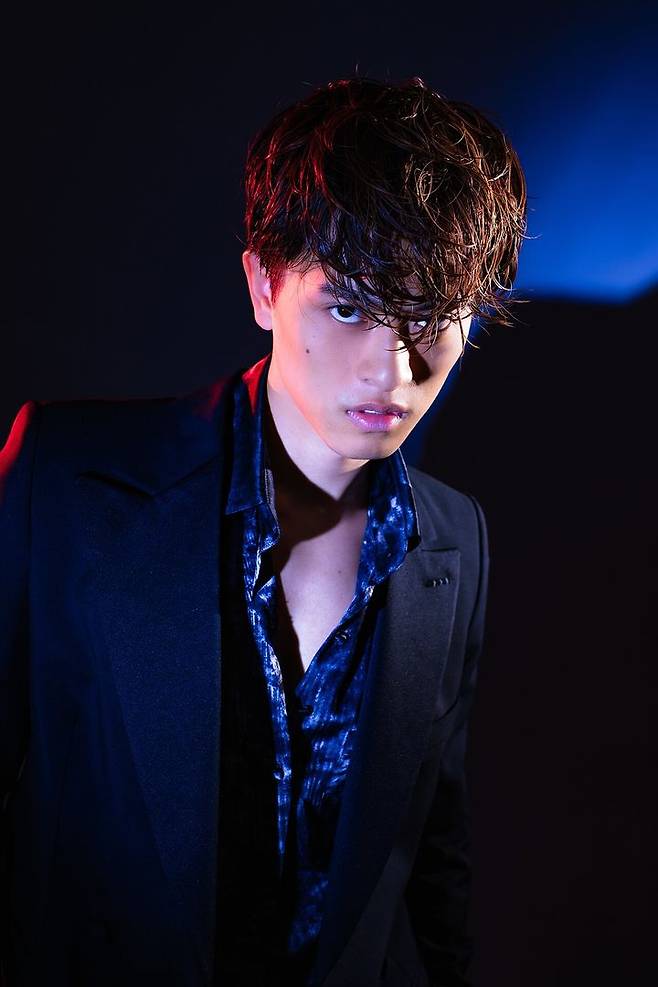 HYBE America Teams Up with YouTube Star Alan Chikin Chow 1