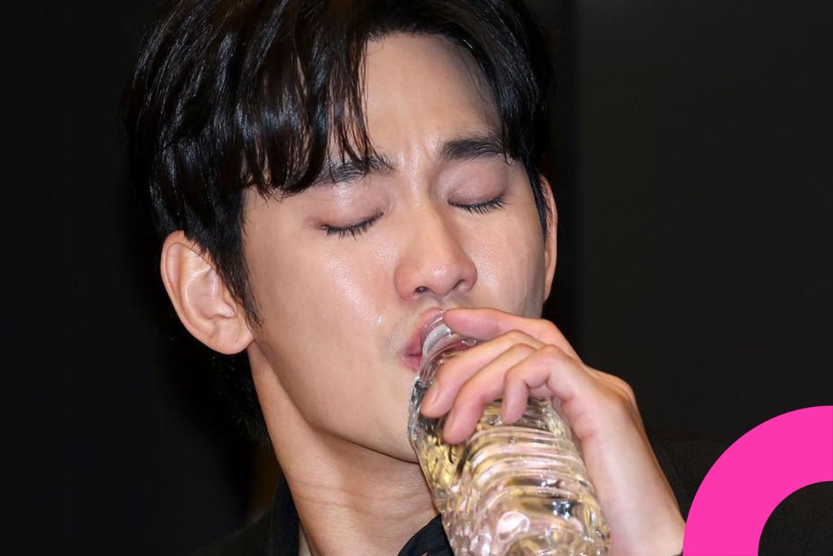 Kim Soo-hyun’s Press Conference Worn-Out Makeup thumbnail