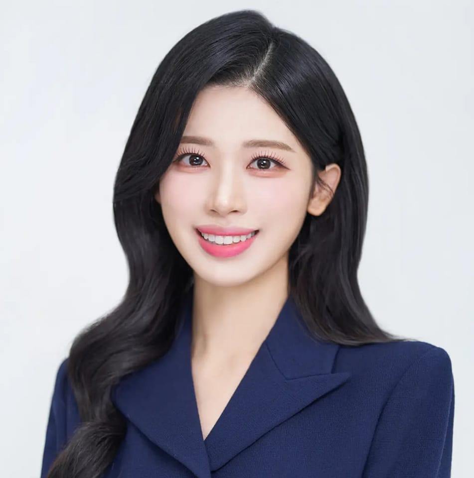 karina-japan-photos-political-controversy-ppp-defense-baek-ji-won