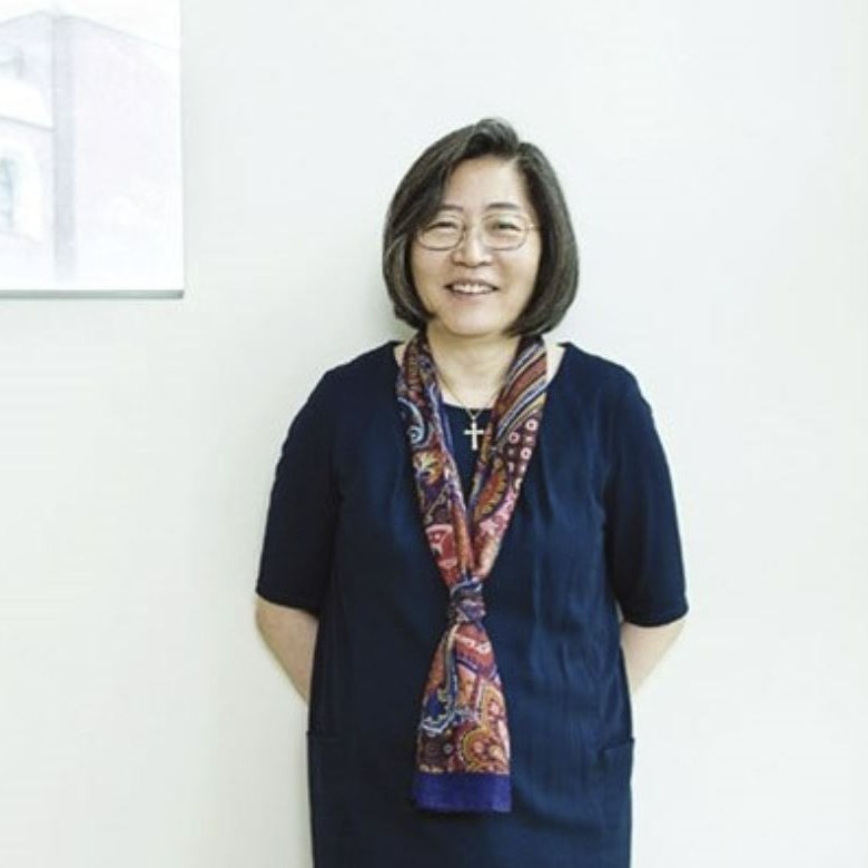 karina-japan-photos-political-controversy-ppp-defense-lee-soo-jung