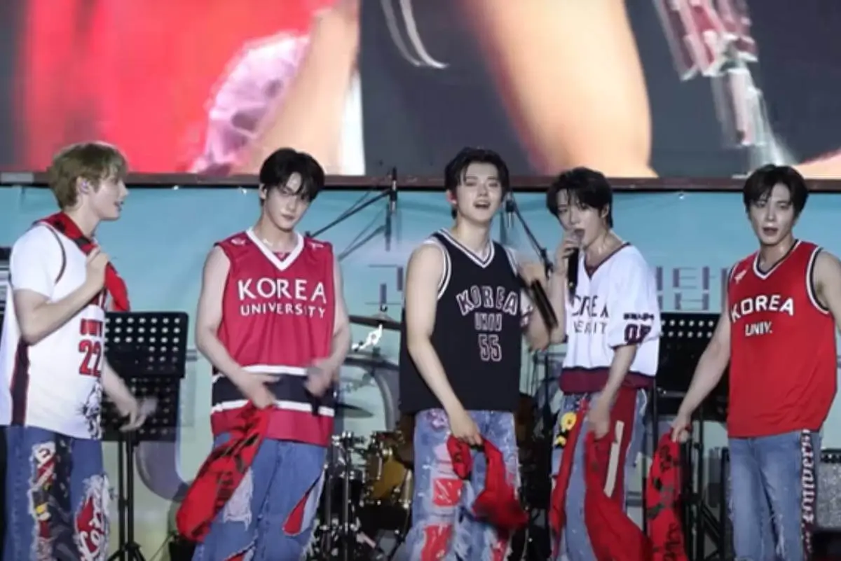 txt-korea-university-festival-performance-thumbnail