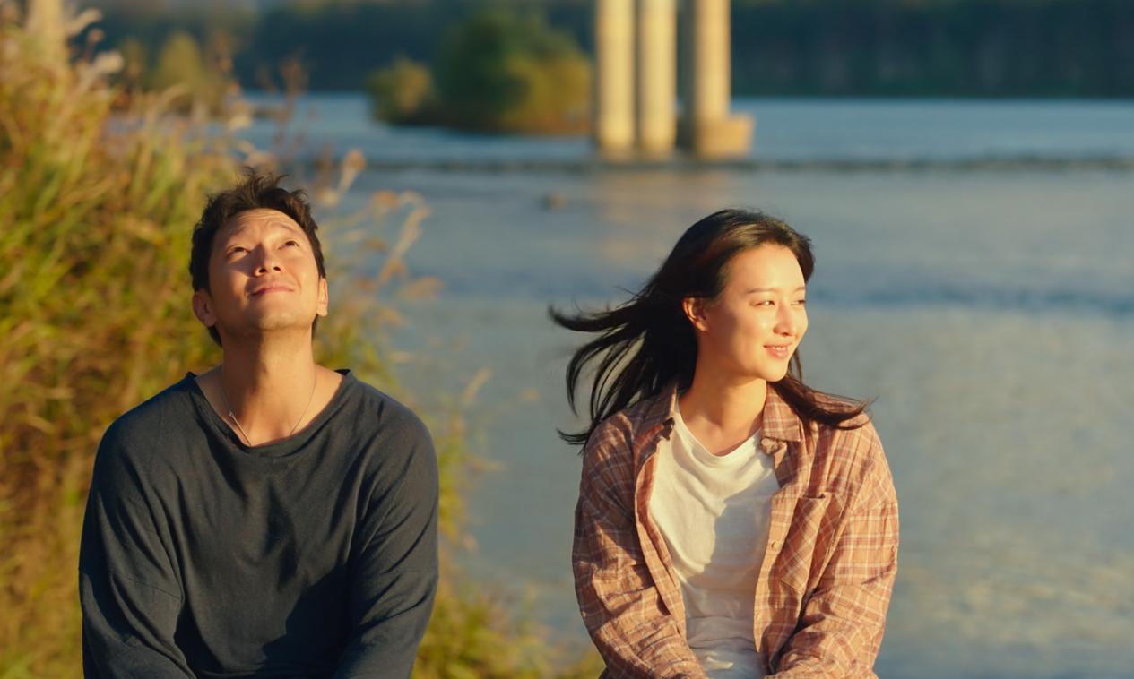 underrated korean romantic dramascouple-river-daytime-bridge.