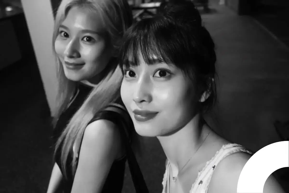 twice-sana-debut-story-thumbnail