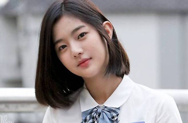 shin eun-soo jyp trainee actressportrait-schooluniform-teenager-asian.