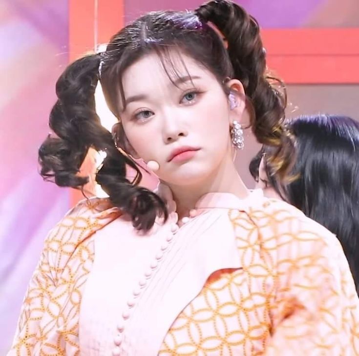 idols criticized for being too seriousportrait-K-Pop-pigtails-pink.