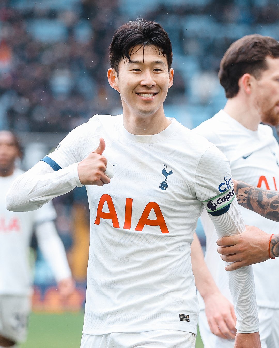 son heung-min blackmail pregnancySonHeungMin-TottenhamHotspur-Soccer-ThumbsUp.