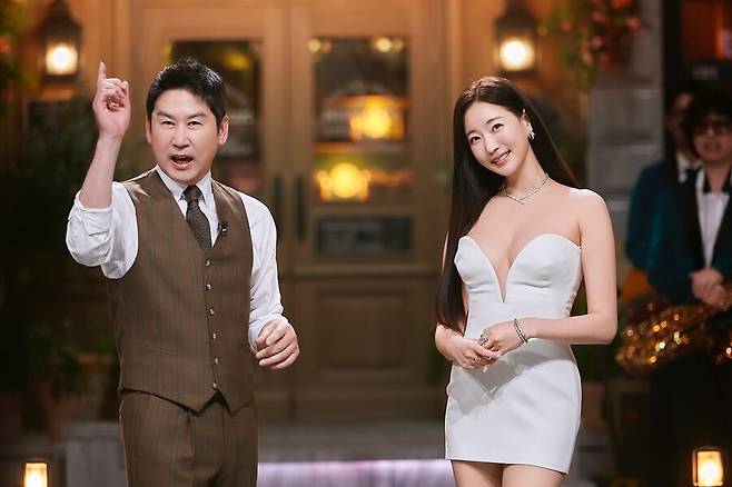snl korea backlashman-woman-formal-studio.