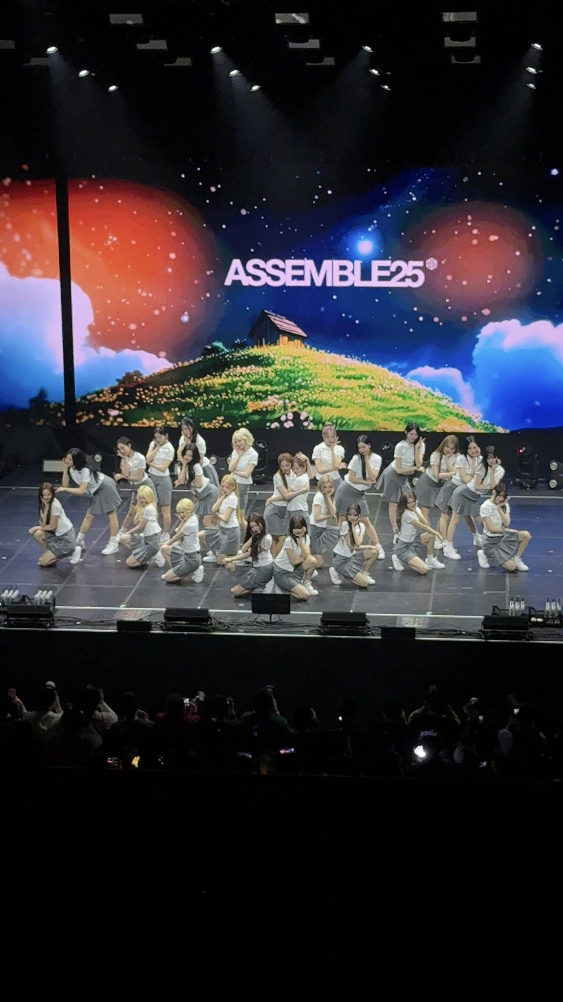 triples lip-synced showcase backlashkpop-group-stage-performance-audience.