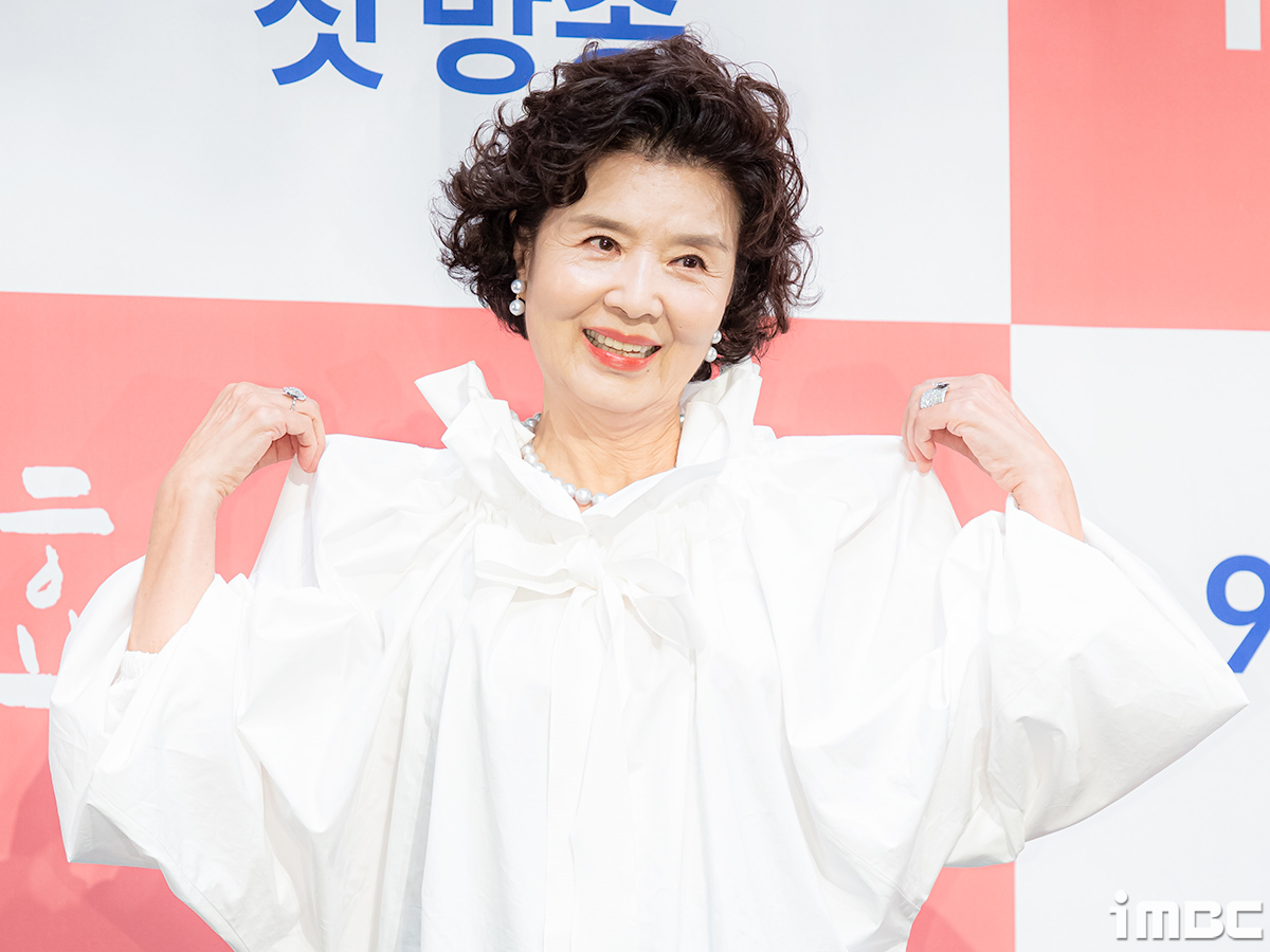 veteran-actress-criticizes-younger-actors-1