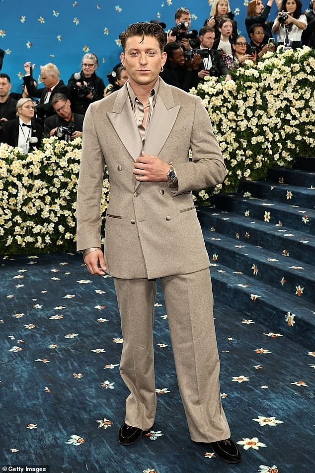 tom-francis-met-gala-2025