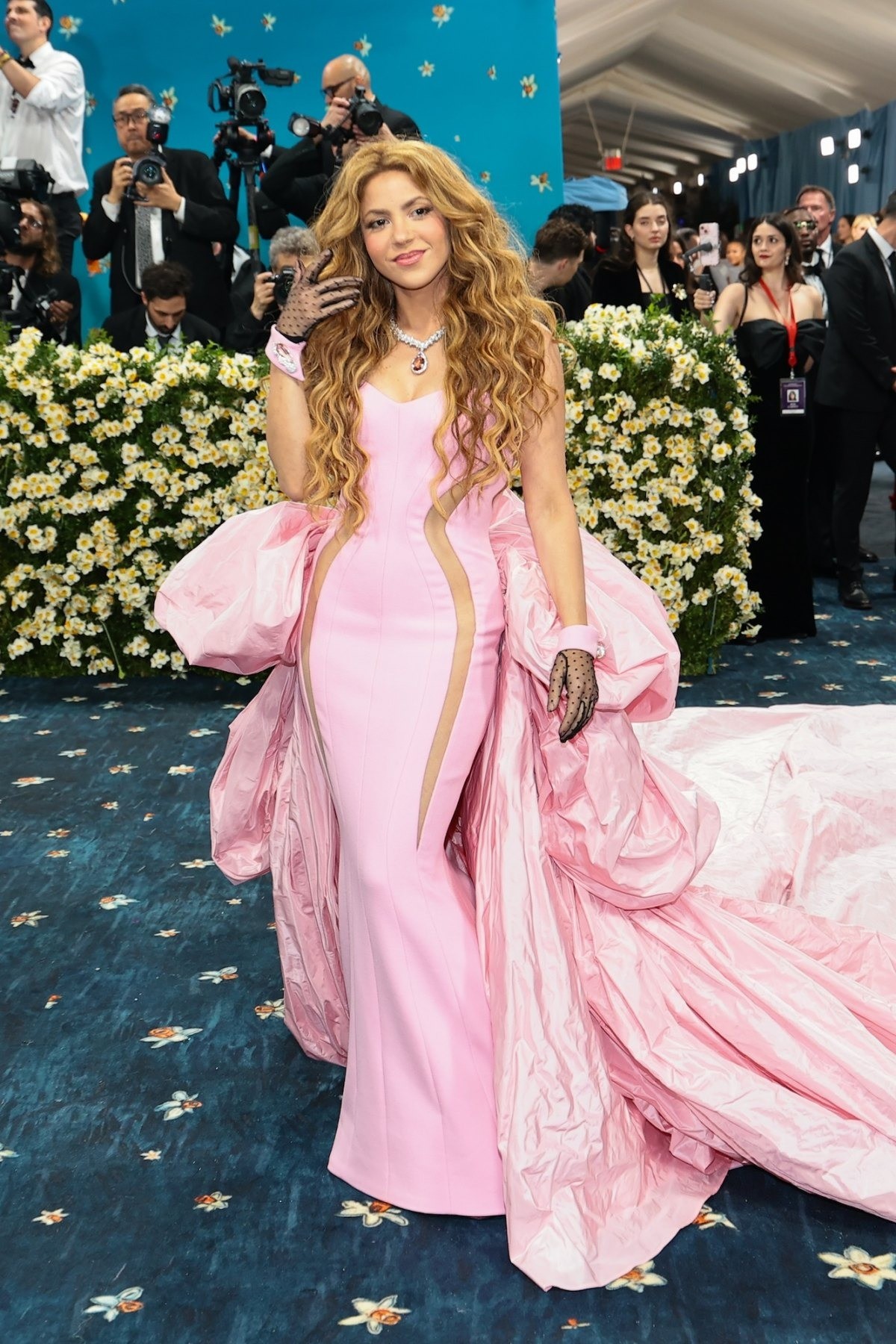 shakira-met-gala-2025