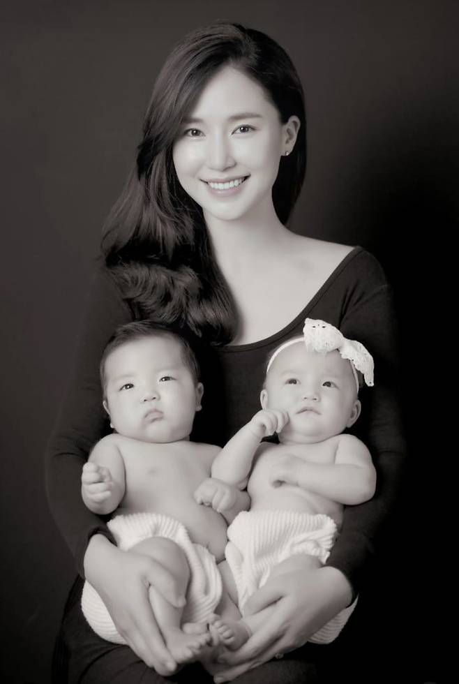The Timeless Allure of the Woman Jung Woo-sung Once Called gong hyun joo 6