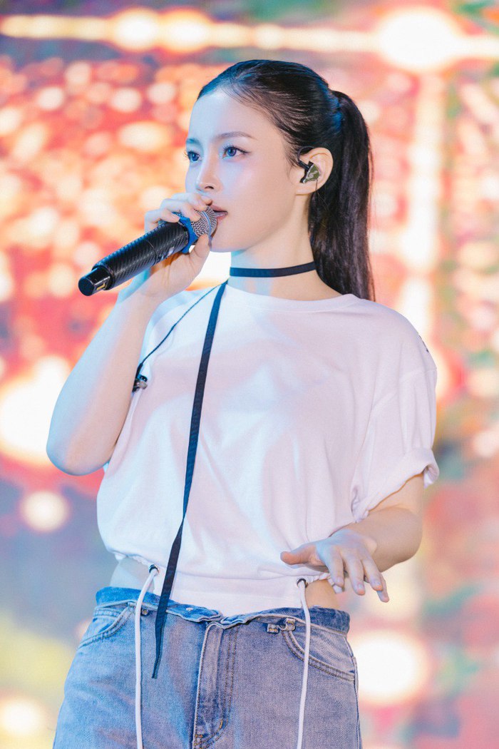 Lee Hi Overcomes Depression After Debut 3