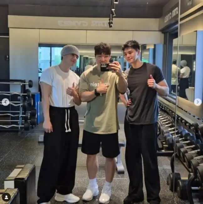 BTS V Jungkook Song Kang workout