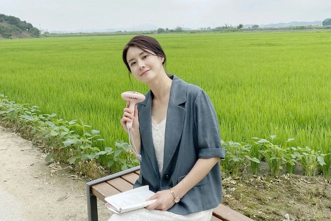 celebrities chaebol family divorcewoman-ricefield-fan-book.