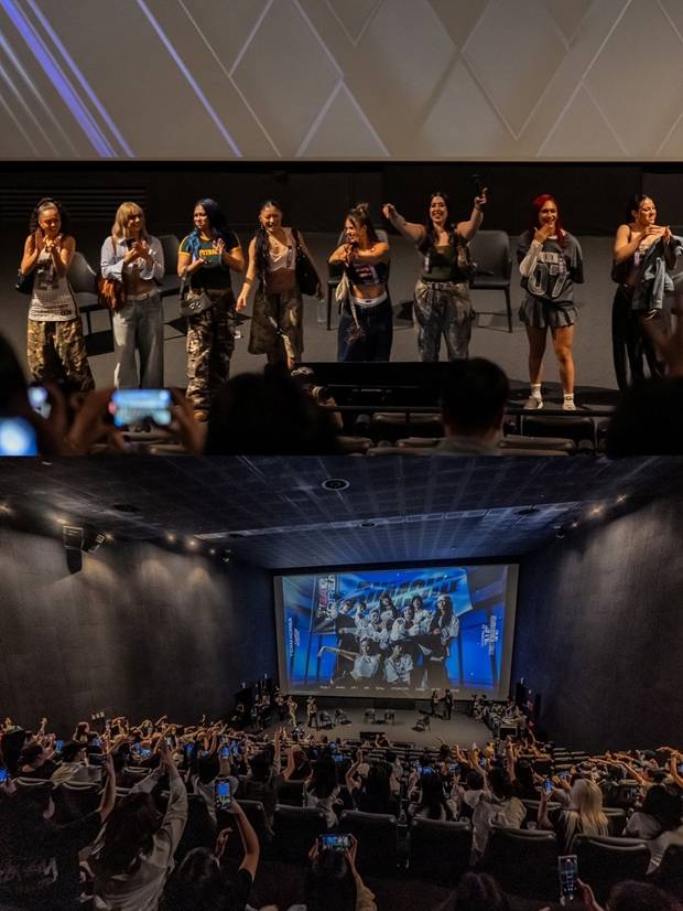 World of SWF Mega Crew BUMSUPAudience-Cinema-Performance-Event.