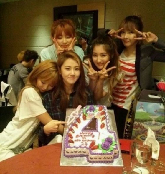 nam ji-hyun 4minute anniversarygroup-cake-birthday-women.