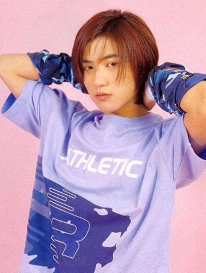 kim hwan-sung deathperson-athletic-short_hair-gloves.