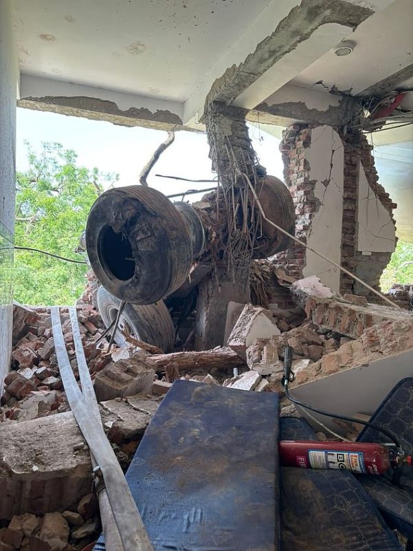 air india crash gujarat eyewitnesswreckage-truck-collapsed-fireExtinguisher.