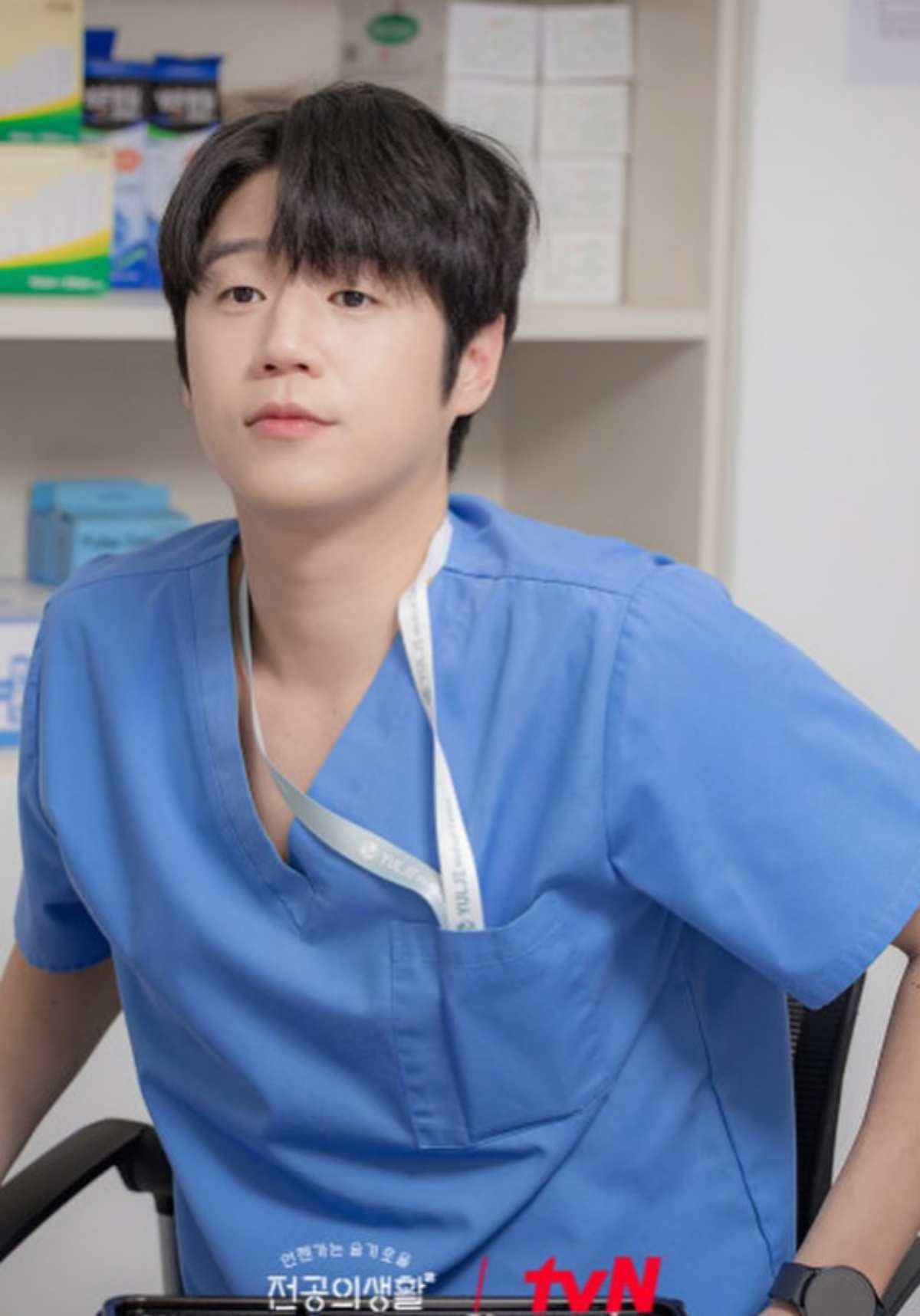 jung joon-won brand reputationdoctor-scrubs-man-korean.