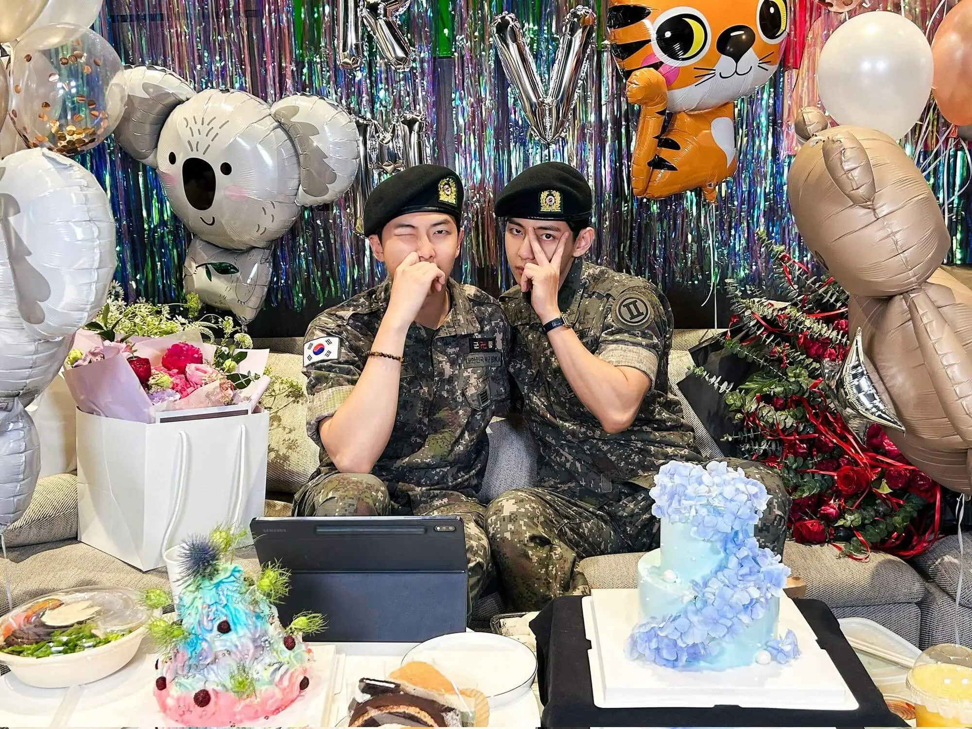jennie v dating rumors 2025celebration-militaryuniform-balloons-cakes.