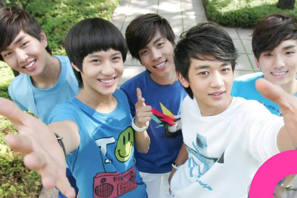 kim-yong-bin-shinee-lee-soo-man-thumbnail
