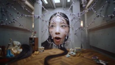 chaotic k-pop girl group conceptsSurreal-Portrait-Room-Ornate-Confused.