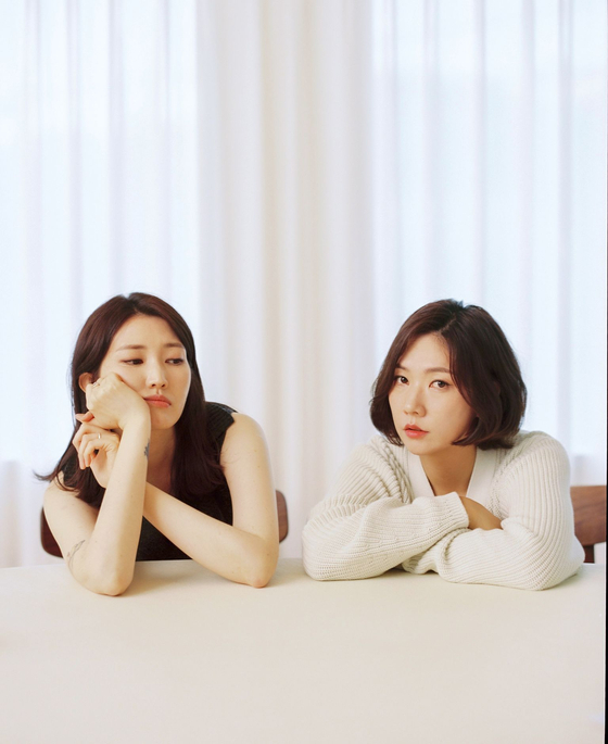 gen-2-kpop-girl-groups-2025-okdal-rooftop-moonlight