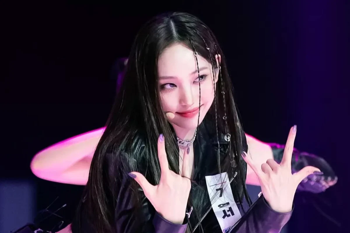 youngseo-re-debut-the-black-label-thumbnail