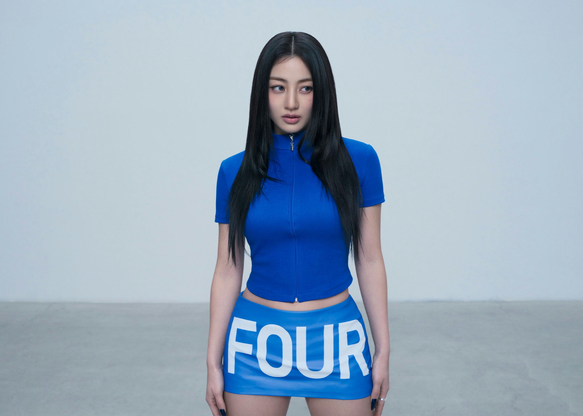 Jihyo 20 years JYP' 'oman' '' 'lue' 'utfit' '' '' '' '' '' '' 'tudio.