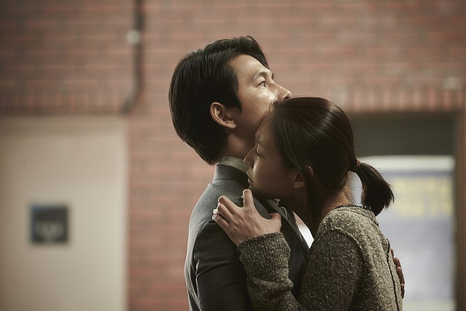 best Korean 18+ filmscouple' 'hug' 'indoor' 'affection.