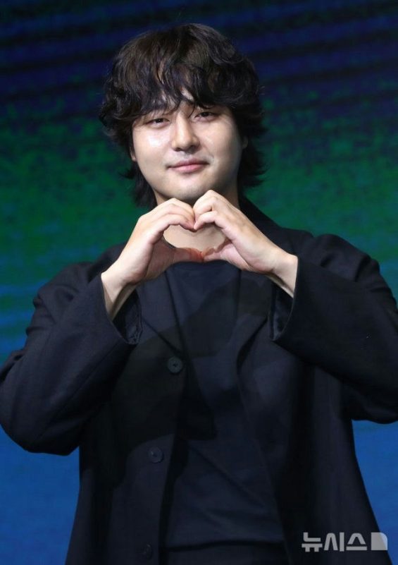 Yang Se Jong appearance changeMan-Heart-Suit-Korean.