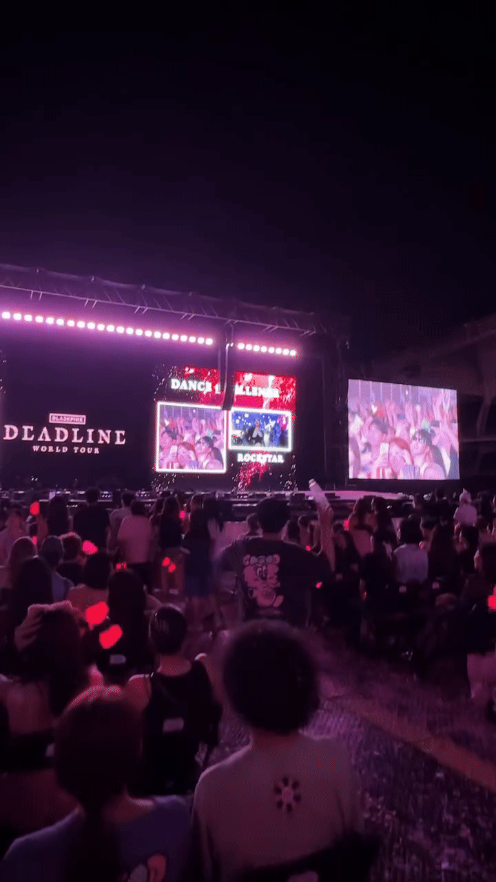 Chaos at BLACKPINK’s Concert 1