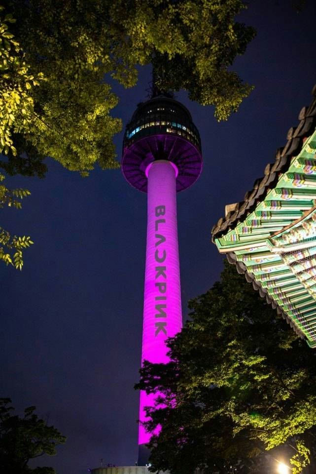 BLACKPINK lights Seoul landmarks pink concertNamsanTower-BLACKPINK-Night-Trees.