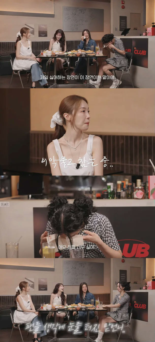 Girl's Day 15th Anniversarywomen-table-restaurant-emotional