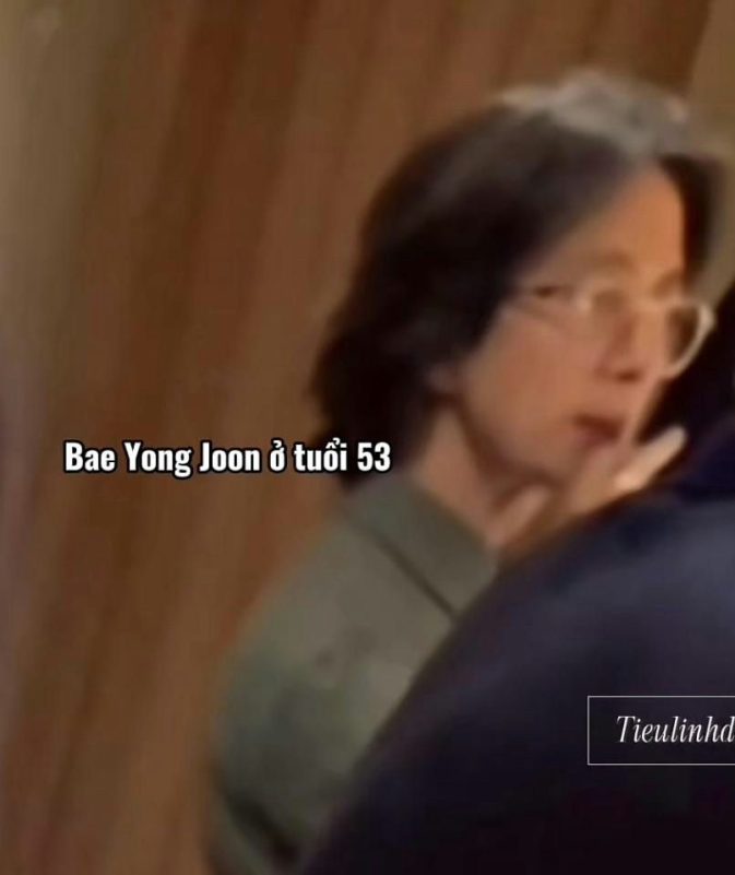 Bae Yong-joon 2025 appearanceBaeYongJoon-Glasses-MiddleAged-LookingAway.