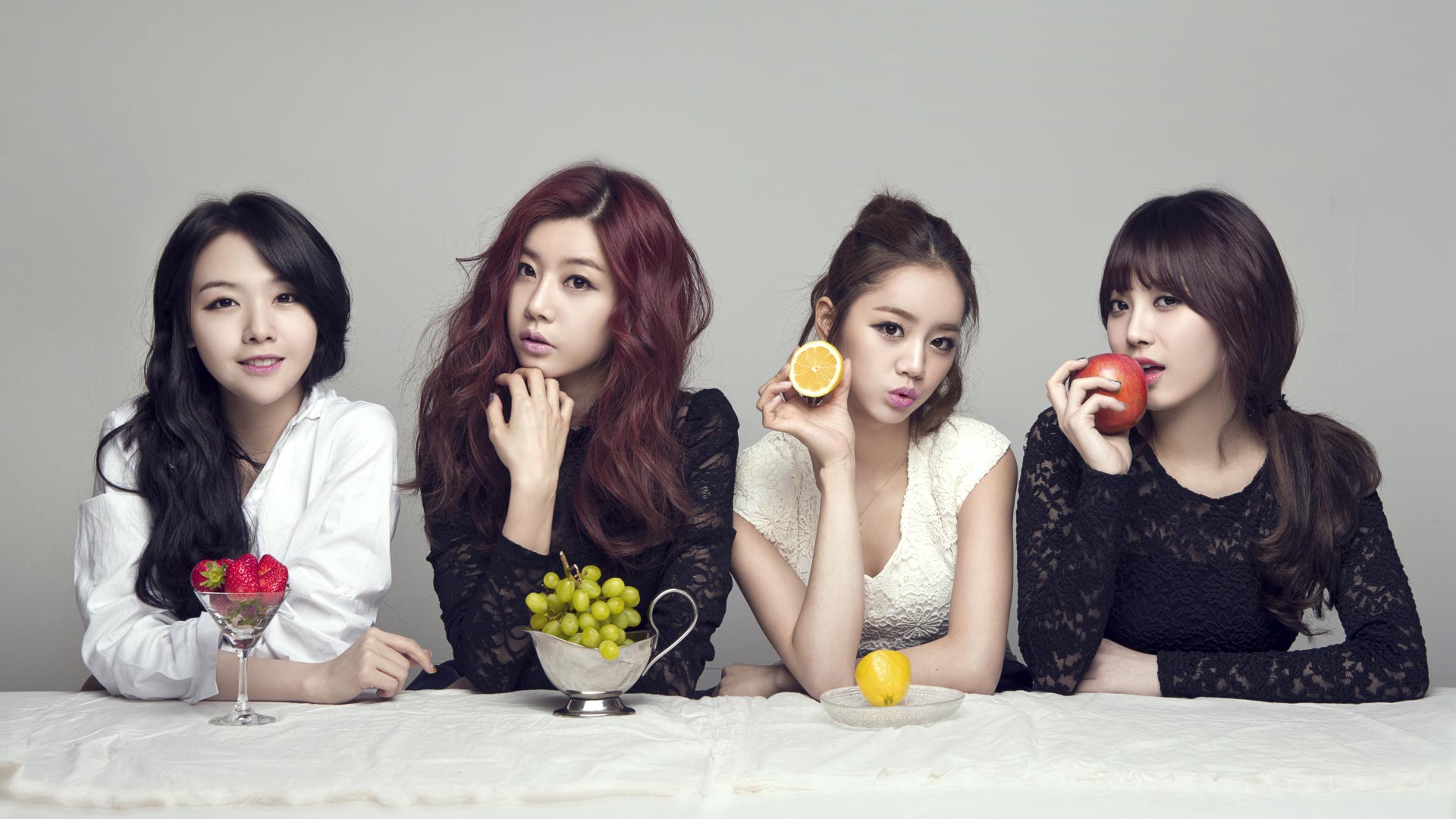 Girl's Day profile 1
