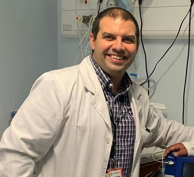 Diogo Jota final momentsdoctor-medical-professional-smiling.