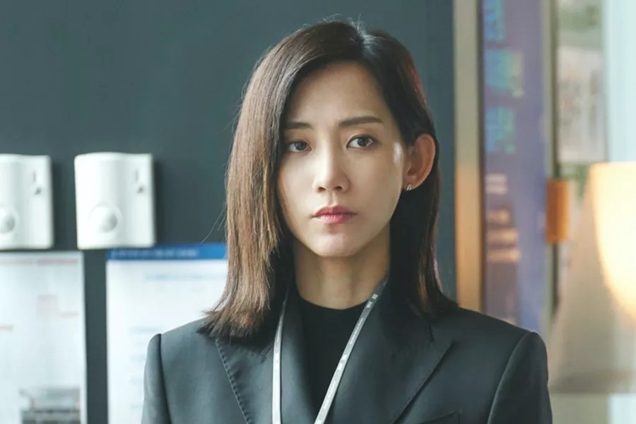 Pointless K-drama female leads shin hyun bin reborn rich